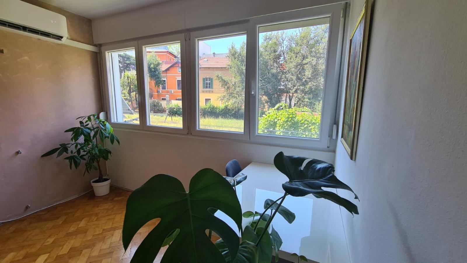 Apartment With Sauna In City Centre 斯普利特 外观 照片